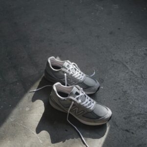 Sneaker Runner Gris — Denk Store